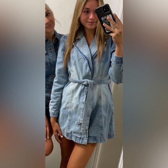 Vici Blazer Denim Dress - Picture 3 of 7